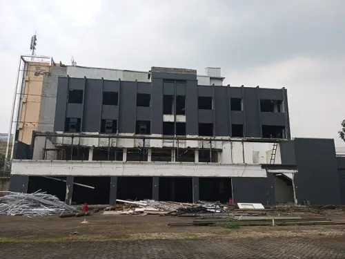 Jasa bongkar bangunan di Jakarta