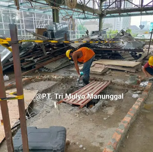 Jasa bongkar bangunan di Jakarta