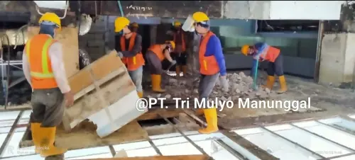 Jasa bongkar bangunan di Jakarta