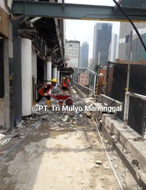 Jasa bongkar bangunan di Jakarta